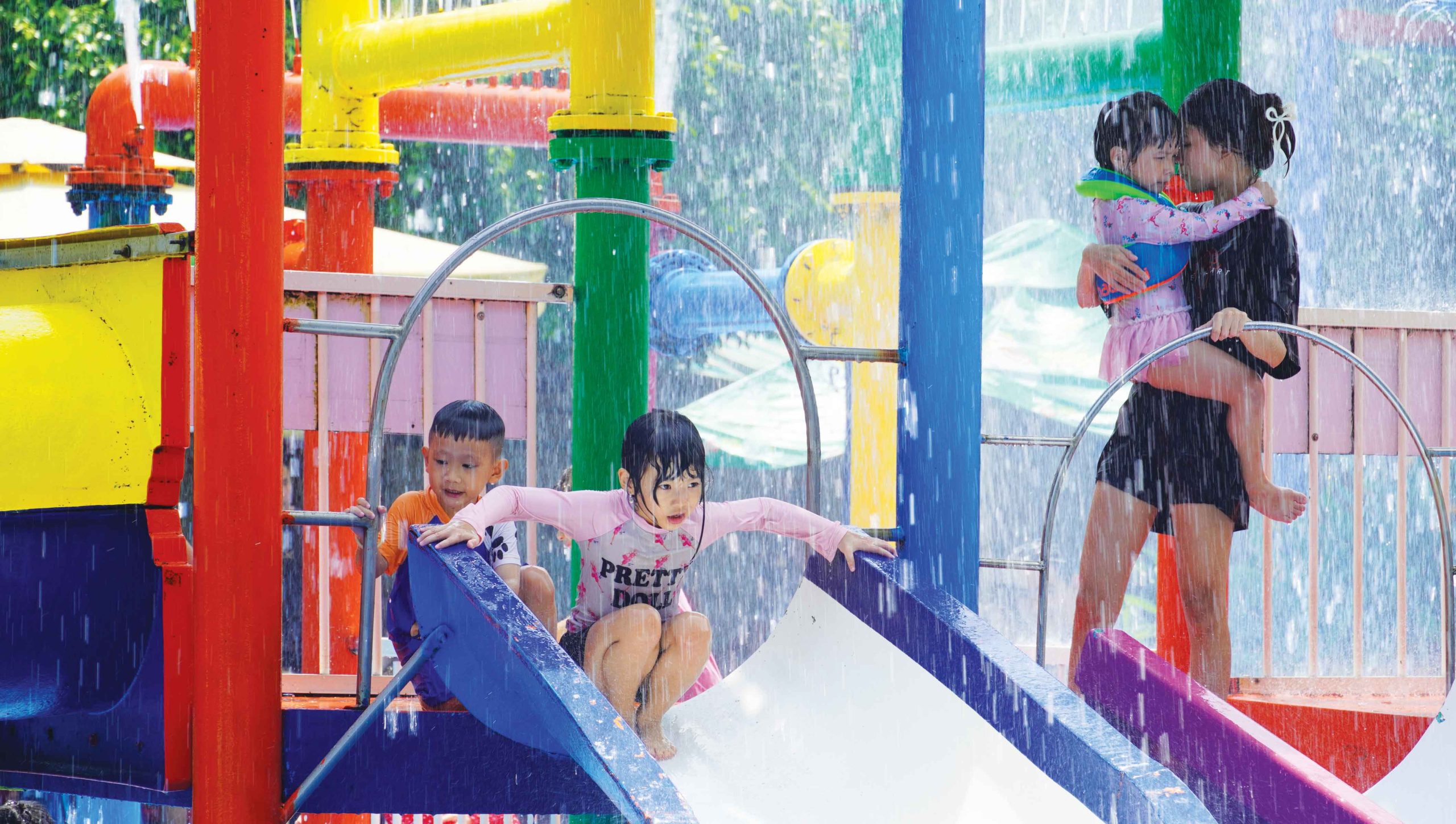 dam sen water park - cong vien nuoc dam sen, water park, slide, tet, vui dam sen nuoc, phuoc loc ve nha